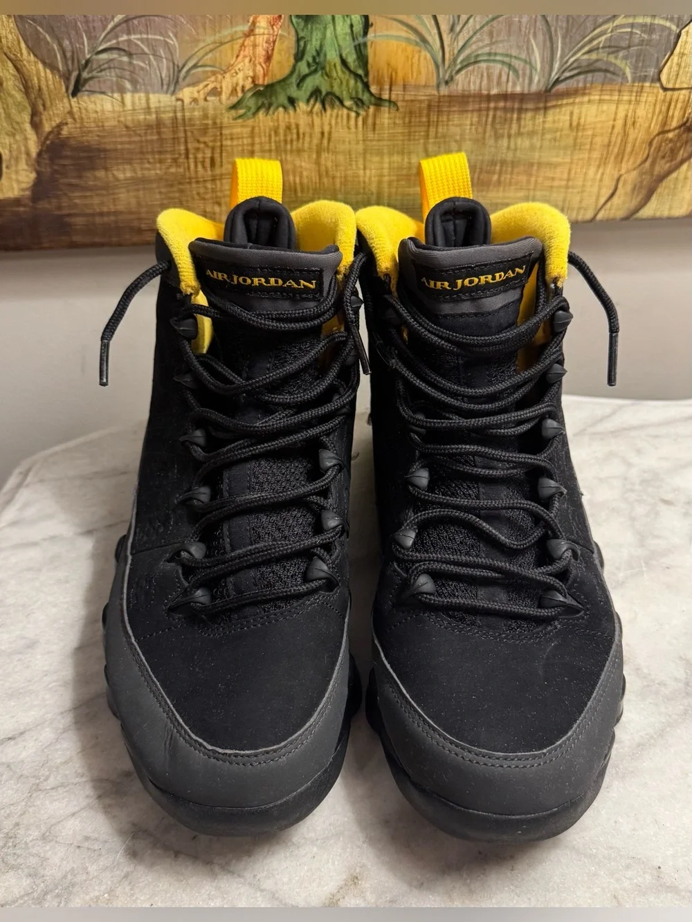 Nike Air Jordan, Men’s, 9 Retro University Gold & Charcoal, Size 7.5